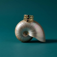 Brede Verstelbare Ring met 3 Emaille Cirkels - Goudkleurig RVS - Zwart -