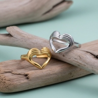 Open Ring RVS Hart met Handen Symbool (14 mm Breed) - Zilverkleur -