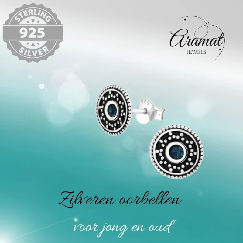 Oorstekers &acirc;&euro;&ldquo; Sterling Zilver Bali Etnisch Donker Blauw Kristal 9mm Rond Geoxideer