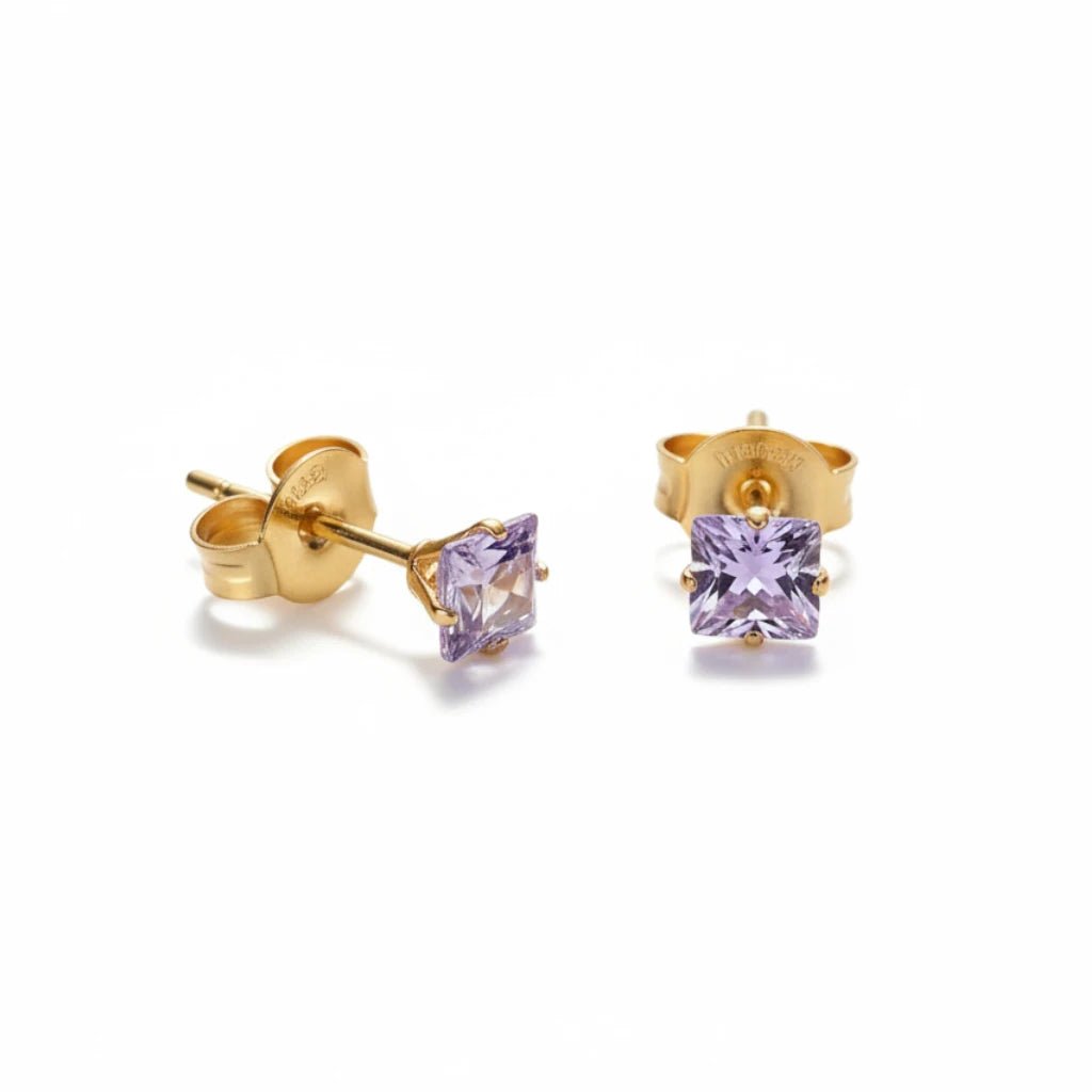 Oorbellen &acirc;&euro;&ldquo; RVS Goudkleur met Lila Vierkante Zirkonia (5mm) -