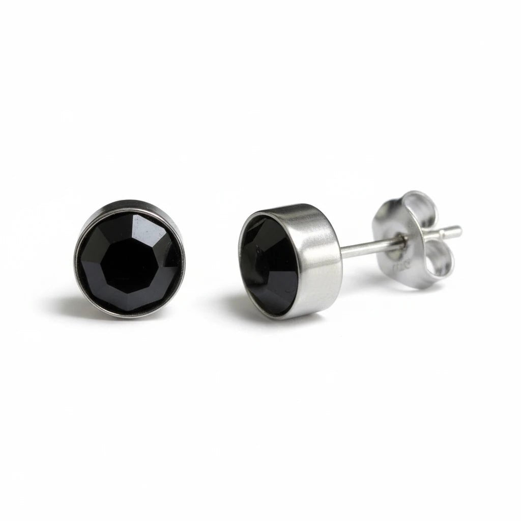 Oorstekers &ndash; Staal Kristal Zwart Zilverkleur (8mm)