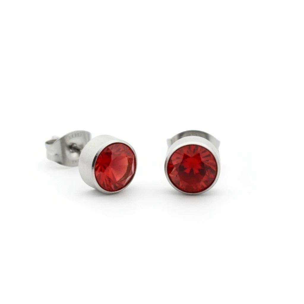 Oorstekers &acirc;&euro;&ldquo; Staal Kristal Rood Zilverkleur (7mm) -