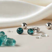 Oorstekers &acirc;&euro;&ldquo; Staal Kristal Zeeblauw Zilverkleur (5mm) -