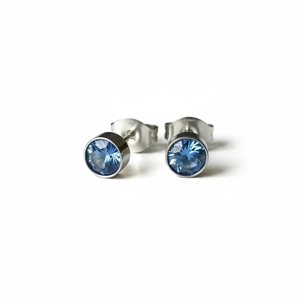 Oorstekers &acirc;&euro;&ldquo; Staal Kristal Blauw Zilverkleur (5mm) -