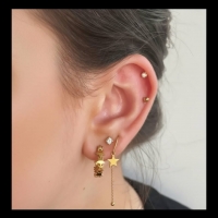 Tragus Helix Piercing &acirc;&euro;&ldquo; Zilverkleur &acirc;&euro;&ldquo; Donkerblauwe Zirkonia (4