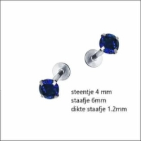 Tragus Helix Piercing &acirc;&euro;&ldquo; Zilverkleur &acirc;&euro;&ldquo; Donkerblauwe Zirkonia (4