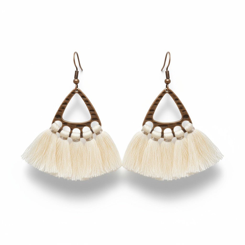 Boho Oorhangers Kwastjes Creme 55x30mm -