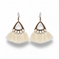 Boho Oorhangers Kwastjes Creme 55x30mm -