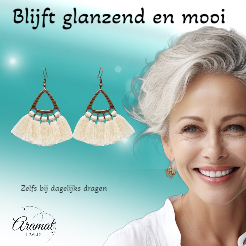 Boho Oorhangers Kwastjes Creme 55x30mm -