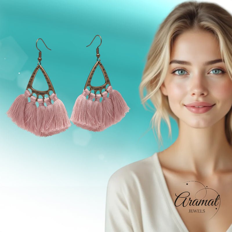 Boho Oorhangers Kwastjes Roze 55x30mm -