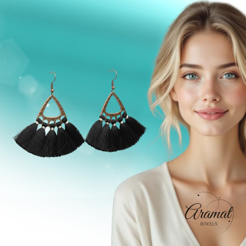 Boho Oorhangers met Kwastjes &acirc;&euro;&ldquo; Zwart 55x30mm -