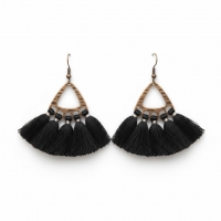 Boho Oorhangers met Kwastjes &acirc;&euro;&ldquo; Zwart 55x30mm -