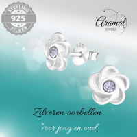 Zilveren bloem oorstekers lila kristal 7mm -