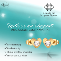 Hartjes oorstekers goudkleur &acirc;&euro;&ldquo; transparant kristal 8mm -