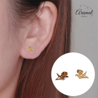 Goudkleurige Vogel Oorbellen Origami 9mm -