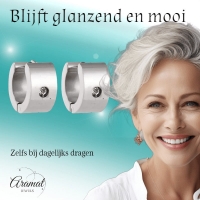 Brede Huggie Oorringen met Kristal 13x7mm -