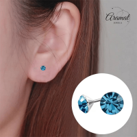 Stalen Kristal Oorbellen met saffierblauw steentje &acirc;&euro;&ldquo; Zilverkleur &acirc;&euro;&ld