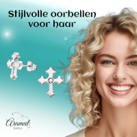 Stalen Oorbellen met kruisje met klein steentje &acirc;&euro;&ldquo; Zilverkleur &acirc;&euro;&ldquo