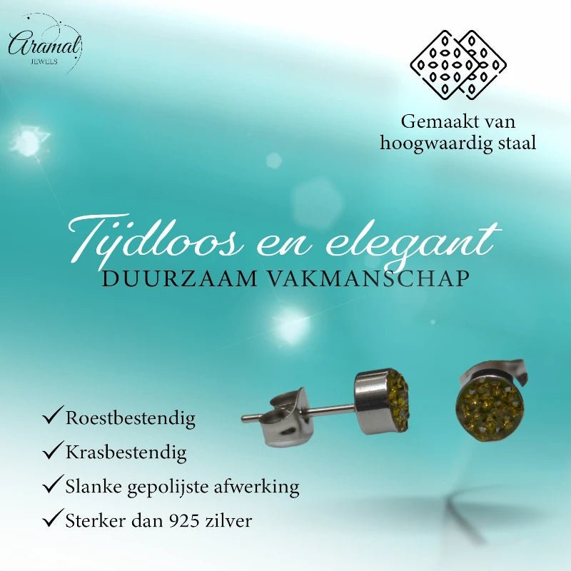 Zilverkleurige oorstekers met olijfgroen kristal &acirc;&euro;&ldquo; 6 mm -