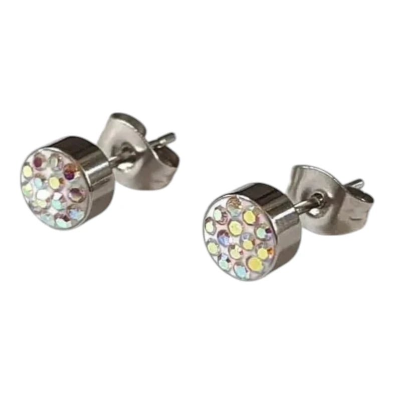 Zilverkleurige oorstekers met AB kristal &acirc;&euro;&ldquo; 6 mm -