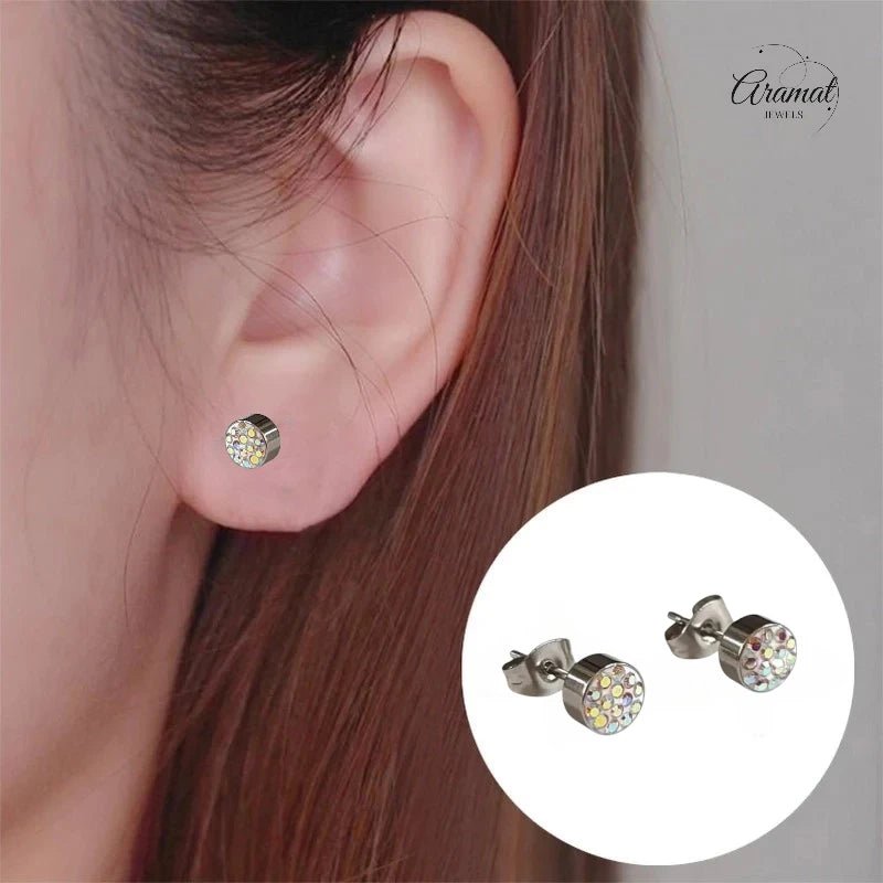Zilverkleurige oorstekers met AB kristal &acirc;&euro;&ldquo; 6 mm -
