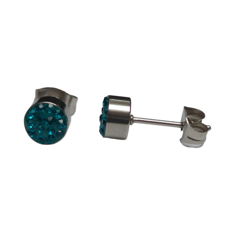 Zilverkleurige oorstekers met blauwgroen kristal &acirc;&euro;&ldquo; 6 mm -