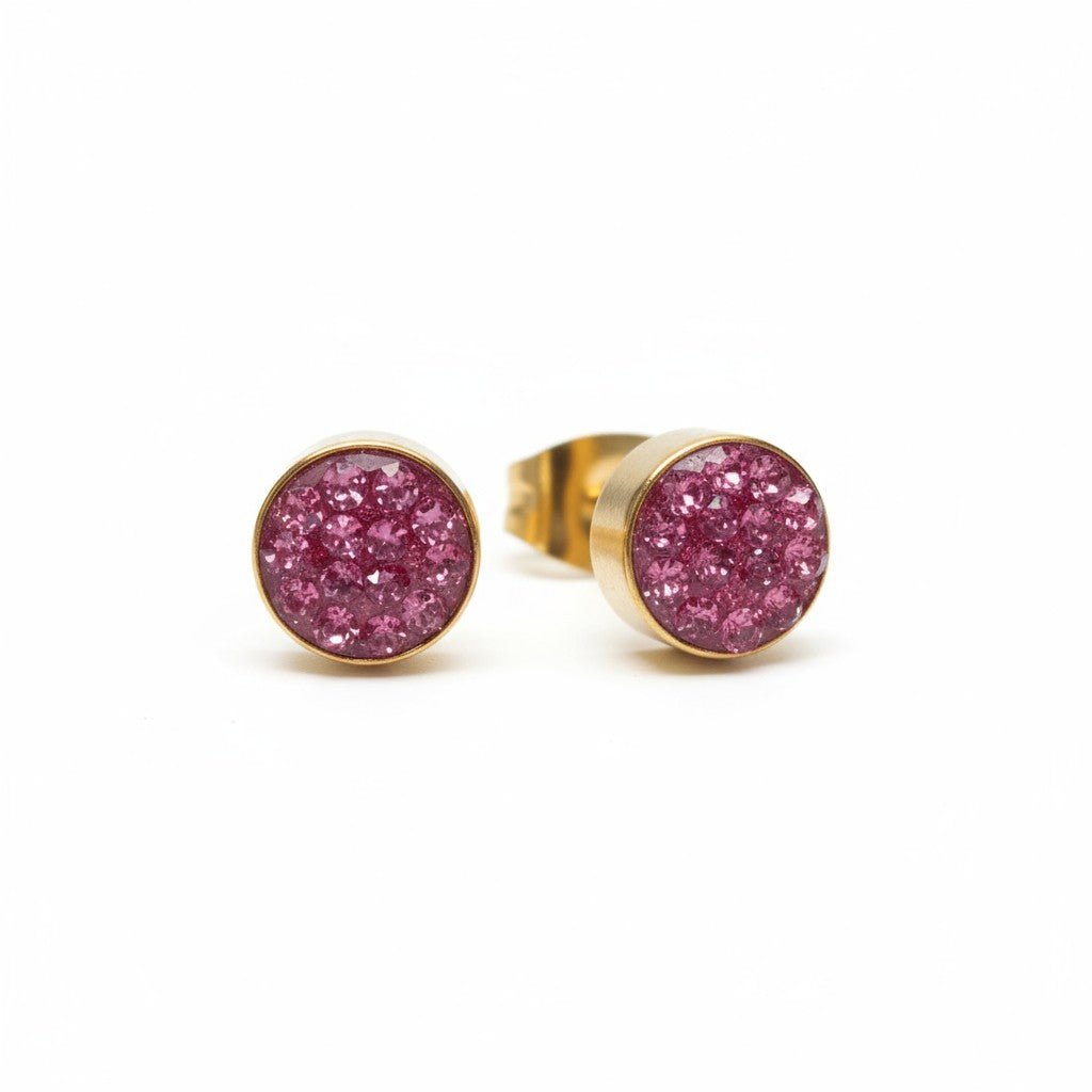 Fuchsia kristallen oorstekers 6 mm &acirc;&euro;&ldquo; goudkleurig -