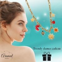 Goudkleurige bedel ketting met zon, hart & natuursteen - Dames