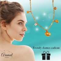 Goudkleurige bedelketting met parel & zeethema - Dames