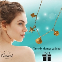 Goudkleurige ketting met schelpen & zeethema-bedels - Dames