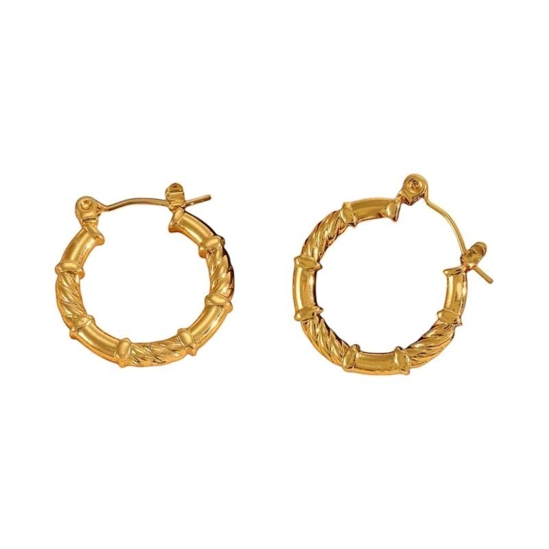 oorringen-gedraaid-glad-goudkleurig-22mm -