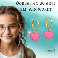 Goudkleurige Oorringen met Roze Hartje -