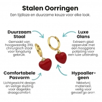 Goudkleurige Huggie Oorringen met Rood Hartje -