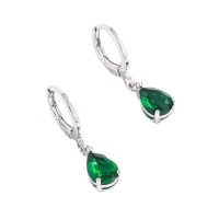 Mini Oorringetjes Meisje &acirc;&euro;&ldquo; Groene Zirkonia &acirc;&euro;&ldquo; 10mm -