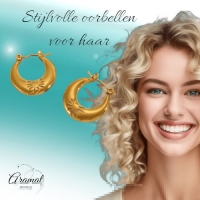 Goudkleurige oorringen met bloem 22x21mm -