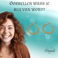 Goudkleurige swirl RVS oorringen 30mm -