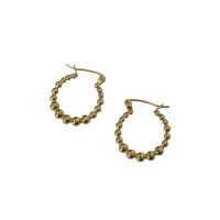 Goudkleurige Ronde Oorringen 18mm &acirc;&euro;&ldquo; Bolletjesmotief &acirc;&euro;&ldquo; RVS -