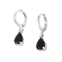 Mini Oorringetjes Meisje &acirc;&euro;&ldquo; Zwart Zirkonia &acirc;&euro;&ldquo; 10mm -