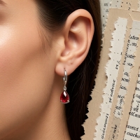 Mini Oorringetjes voor Meisjes &acirc;&euro;&ldquo; Rood Zirkonia &acirc;&euro;&ldquo; 10mm -