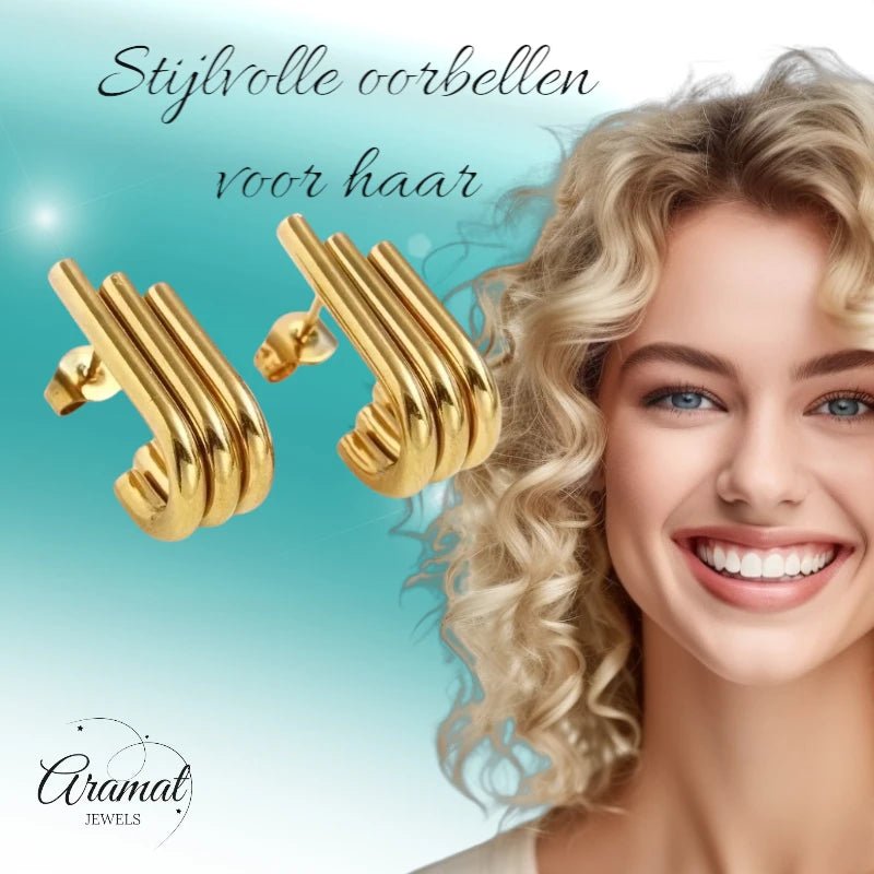 Triple Oorstekers Goudkleurig - Halve Hoepel Design -