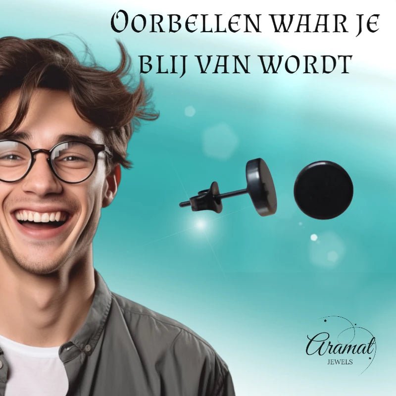 Ronde Zwarte Oorknopjes 5mm &acirc;&euro;&ldquo; RVS -