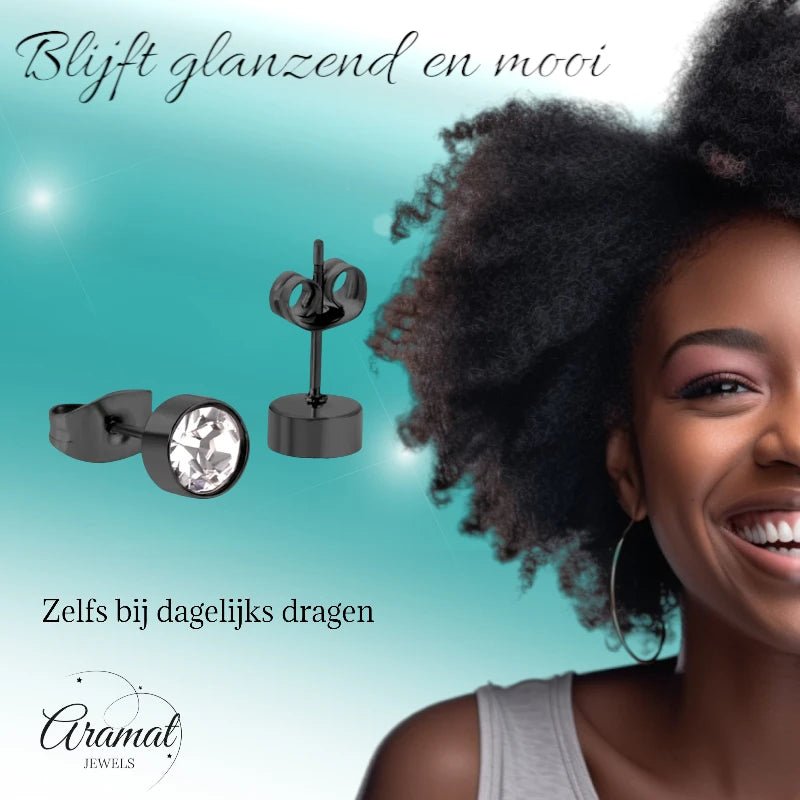 Zwarte Stalen Oorbellen met Kristal | 6mm -