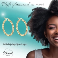Goudkleurige Hoepel Oorringen 30mm - RVS - Elegant & Trendy -