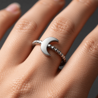 Damesring Verstelbaar &acirc;&euro;&ldquo; Open Ring met Maantje & Dots &acirc;&euro;&ldquo; One
