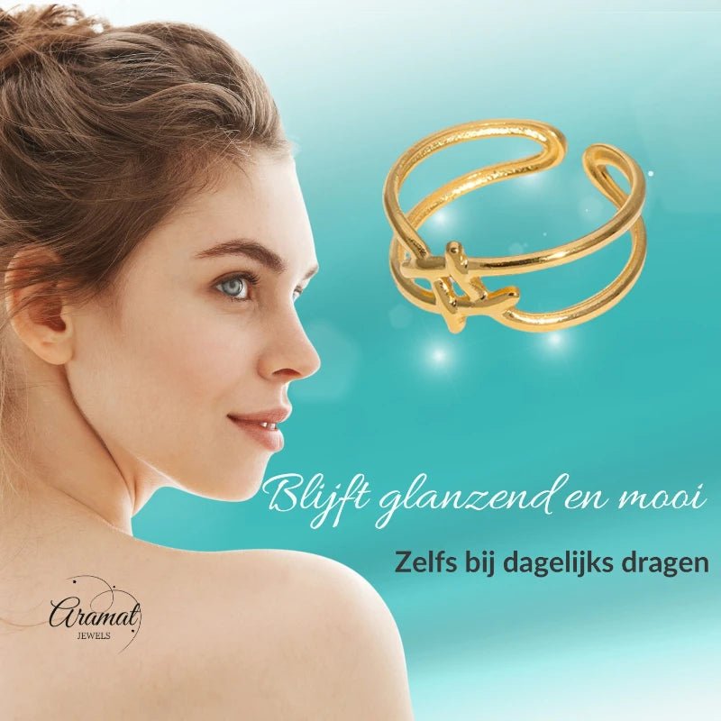 Verstelbare Ring - Vierkant met Lijnen - One Size - Goudkleur -
