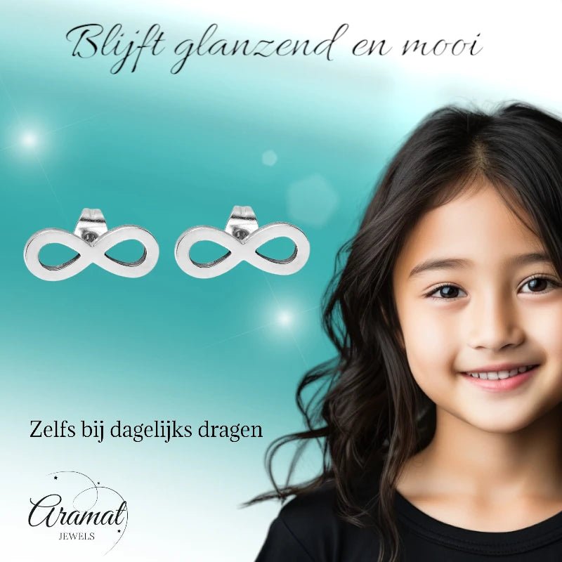 Stalen Infinity Oorbellen zilverkleurig 10x4mm -