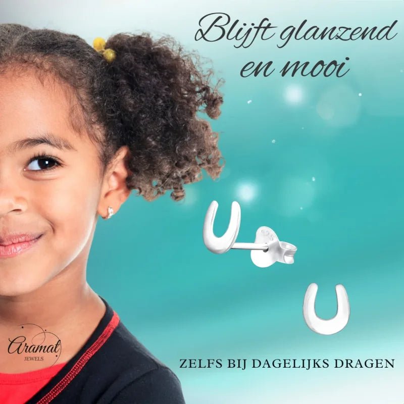 Tijdloze Zilveren Hoefijzer oorbellen -
