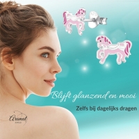 Schattige Zilveren Paarden Oorbellen &acirc;&euro;&ldquo; Roze Emaille &acirc;&euro;&ldquo; 9x7mm -