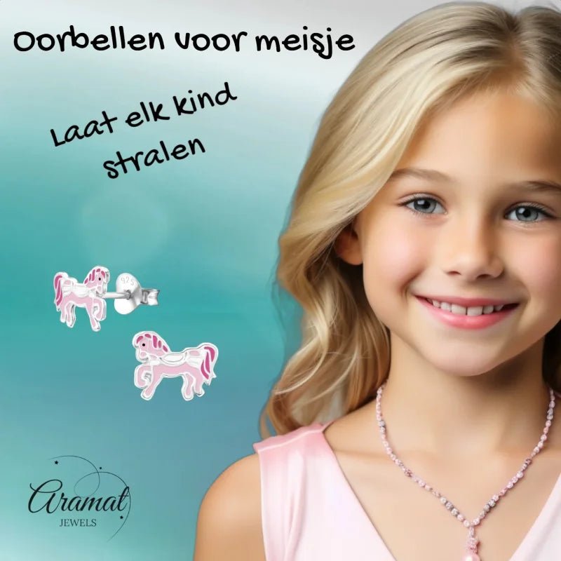 Schattige Zilveren Paarden Oorbellen &acirc;&euro;&ldquo; Roze Emaille &acirc;&euro;&ldquo; 9x7mm -