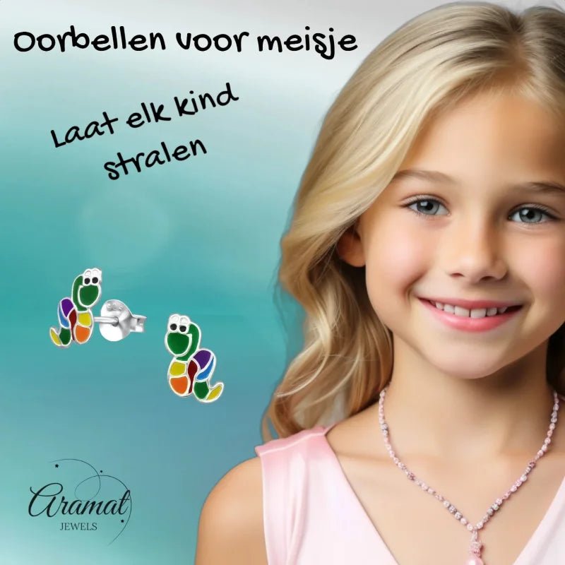 Betoverende Zilveren Slangen Oorbellen &acirc;&euro;&ldquo; Regenboogkleurig Emaille &acirc;&euro;&l